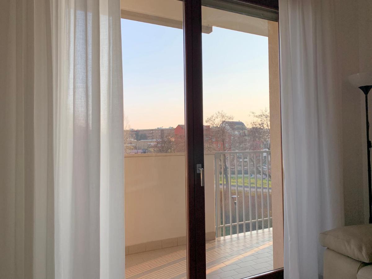 Appartamento Trilocale in Zona Bocconi/Navigli Milano Esterno foto