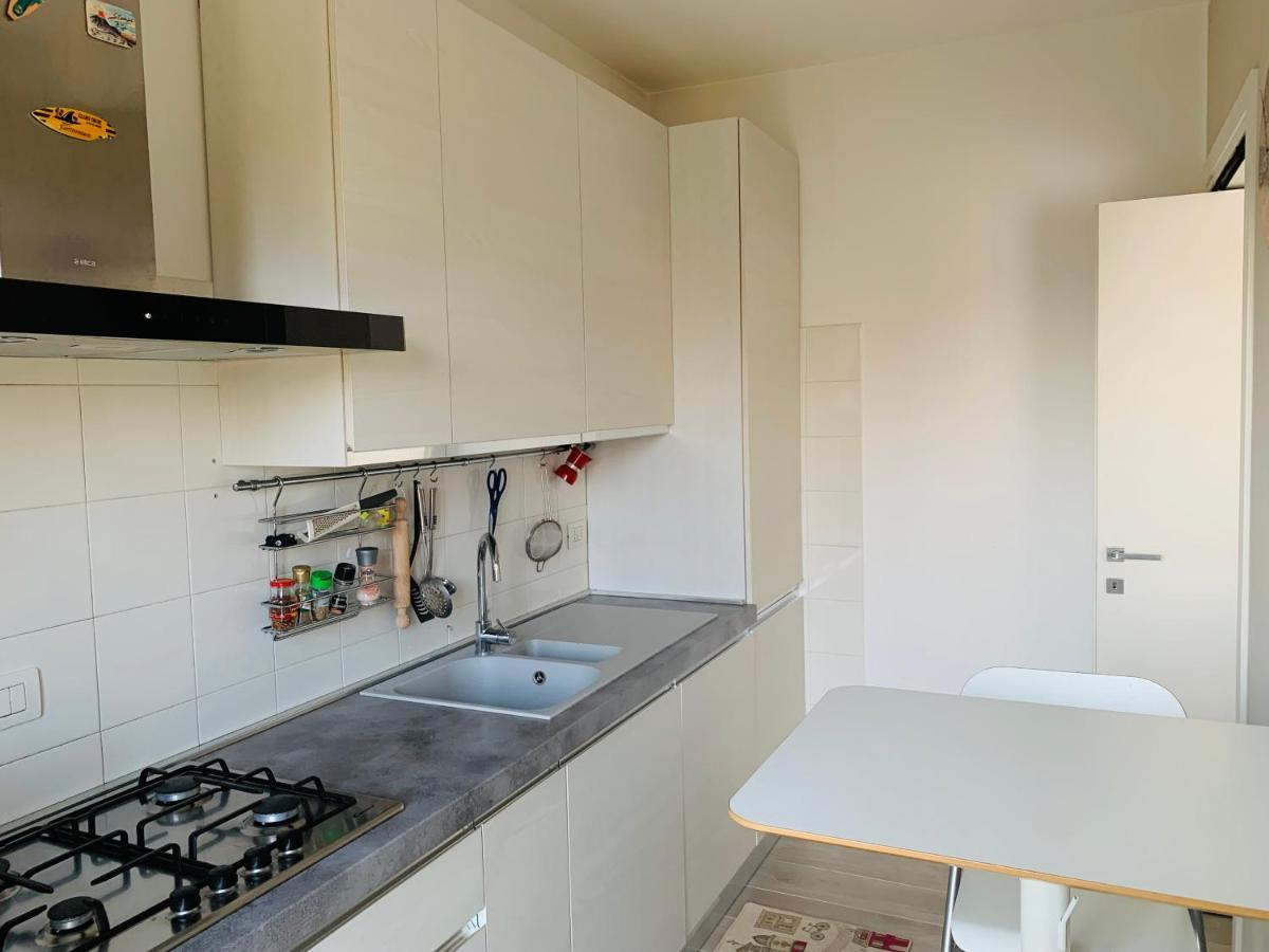 Appartamento Trilocale in Zona Bocconi/Navigli Milano Esterno foto